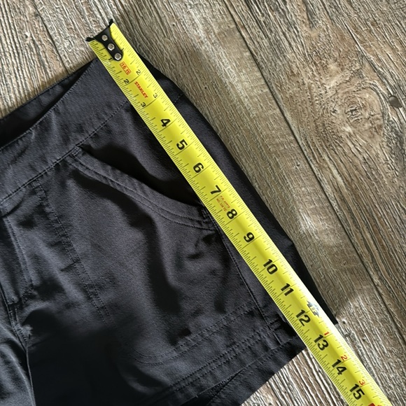 THE NORTH FACE WOMEN COMFY SHORTS, SIZE 8 - Picture 9 of 11